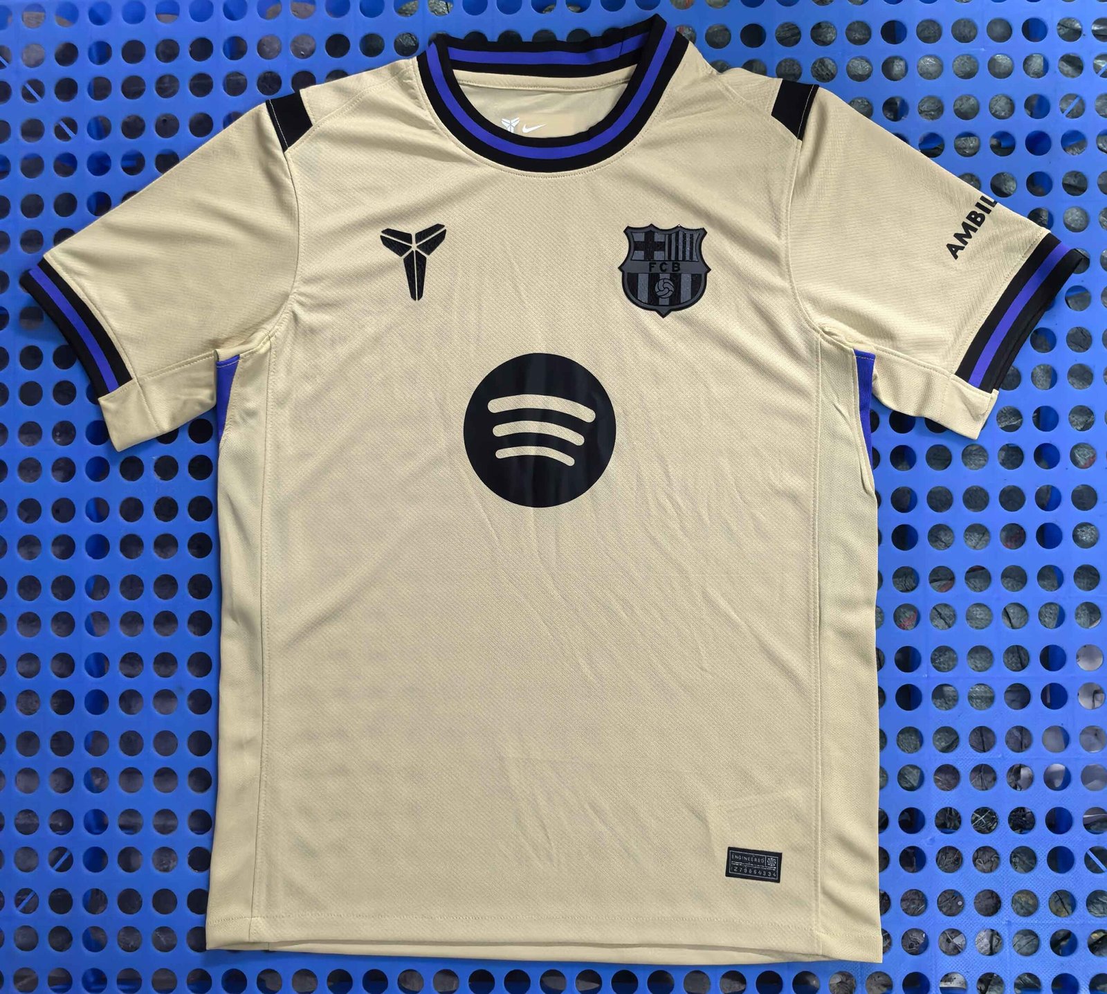 Barcelona's away jersey