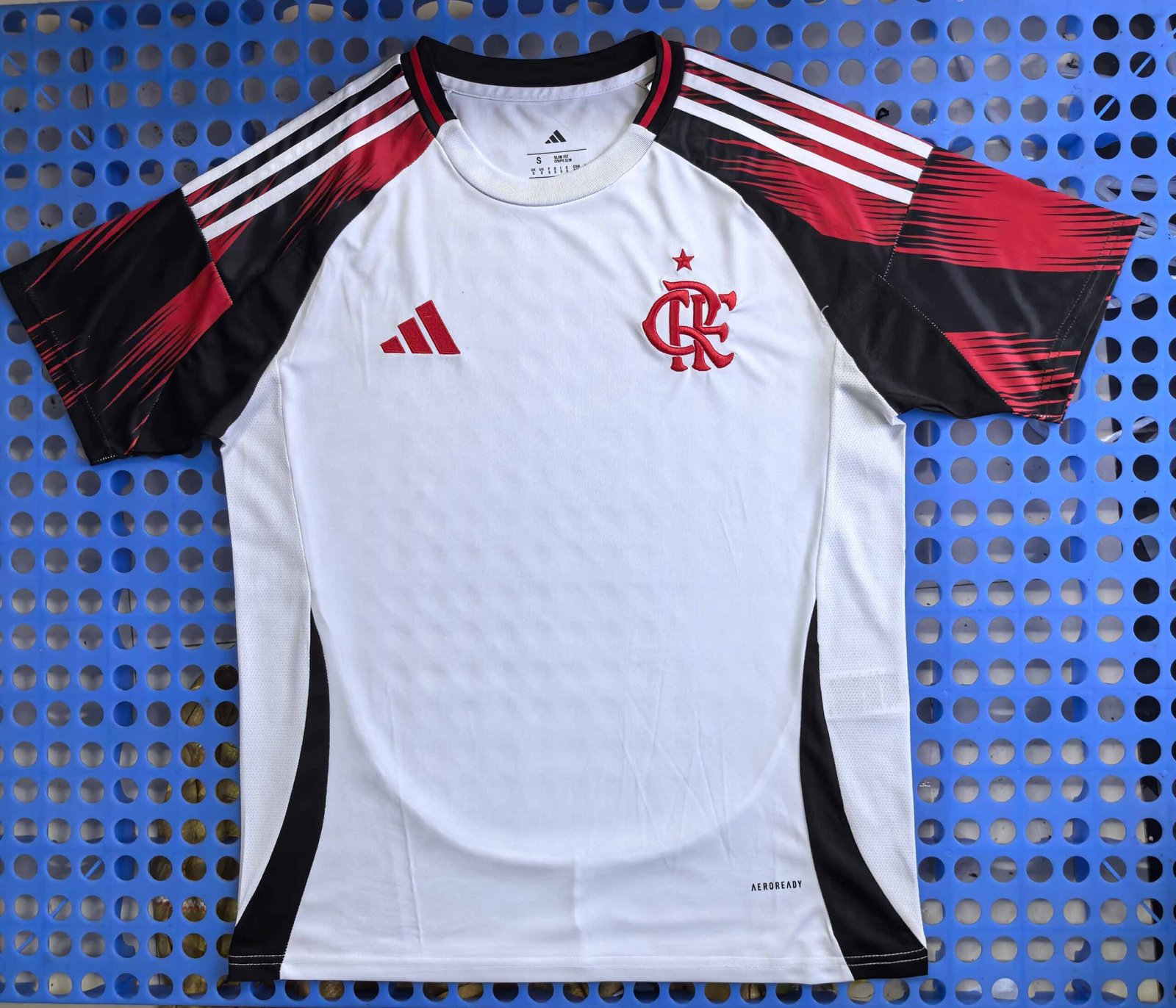 Flamengo away jersey