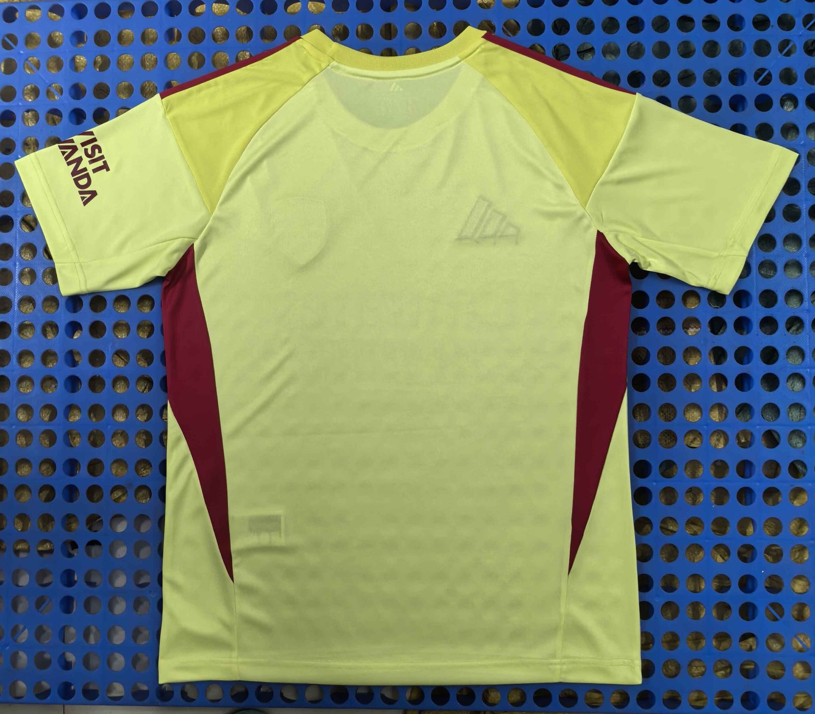 Arsenal goalkeeper's jersey - Image 2