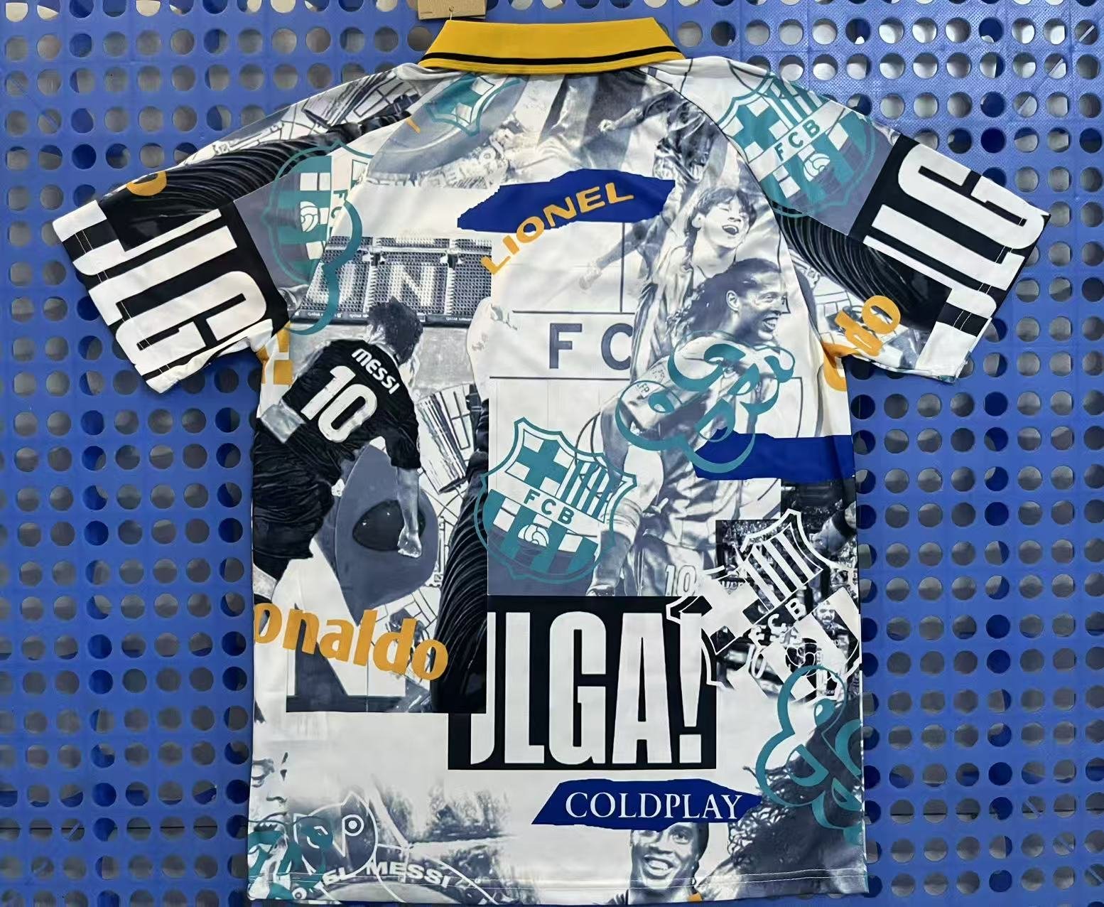 2025 Barcelona's Ronaldinho graffiti version jersey - Image 2