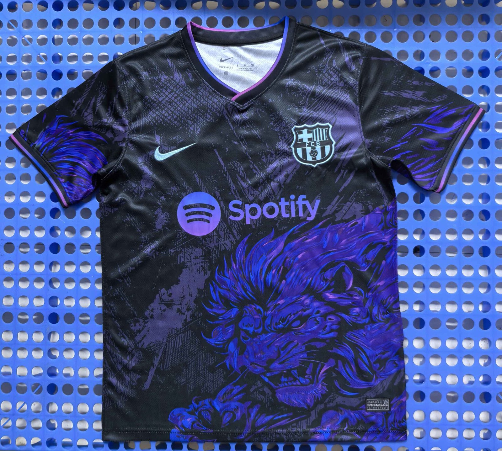 Barcelona's lion's head jersey