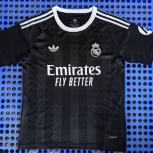 Real Madrid goalkeeper black jersey
