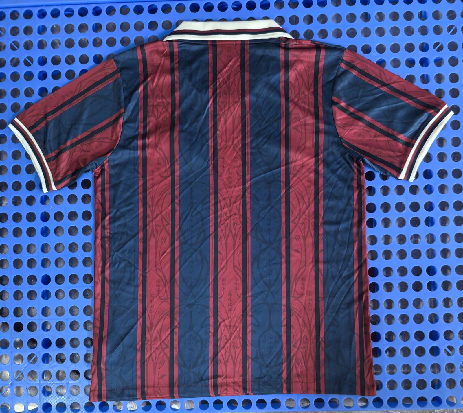 Barcelona's 125th anniversary edition jersey