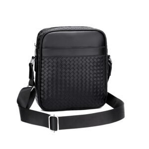Woven men's single-shoulder bag