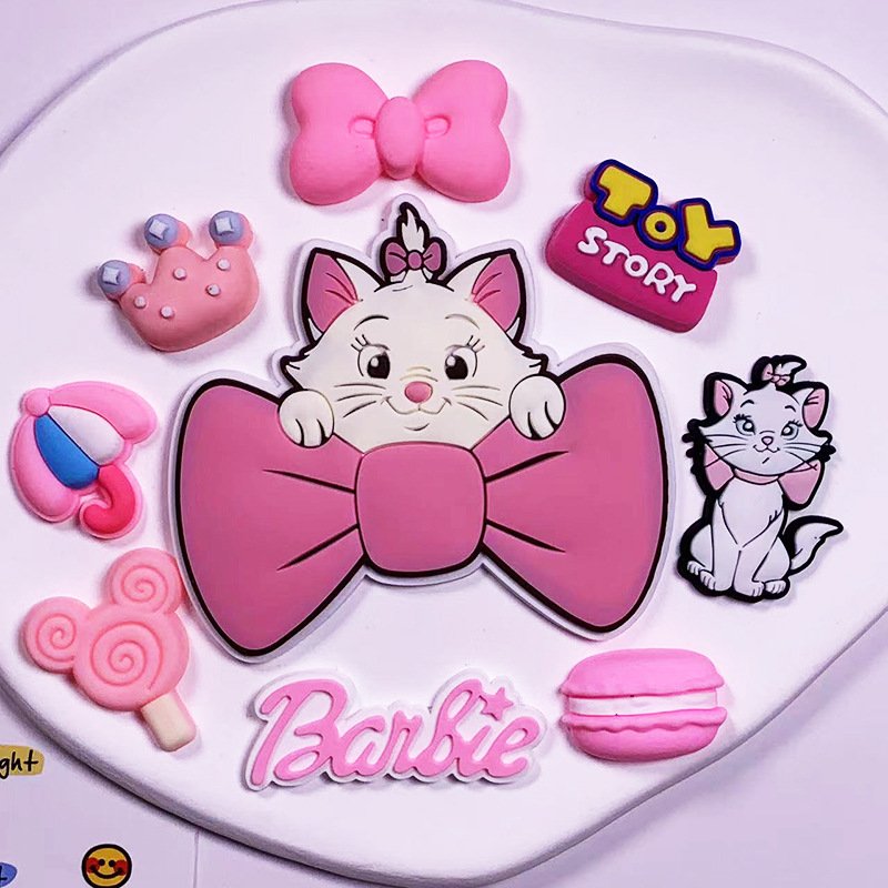 Mary cat accessories