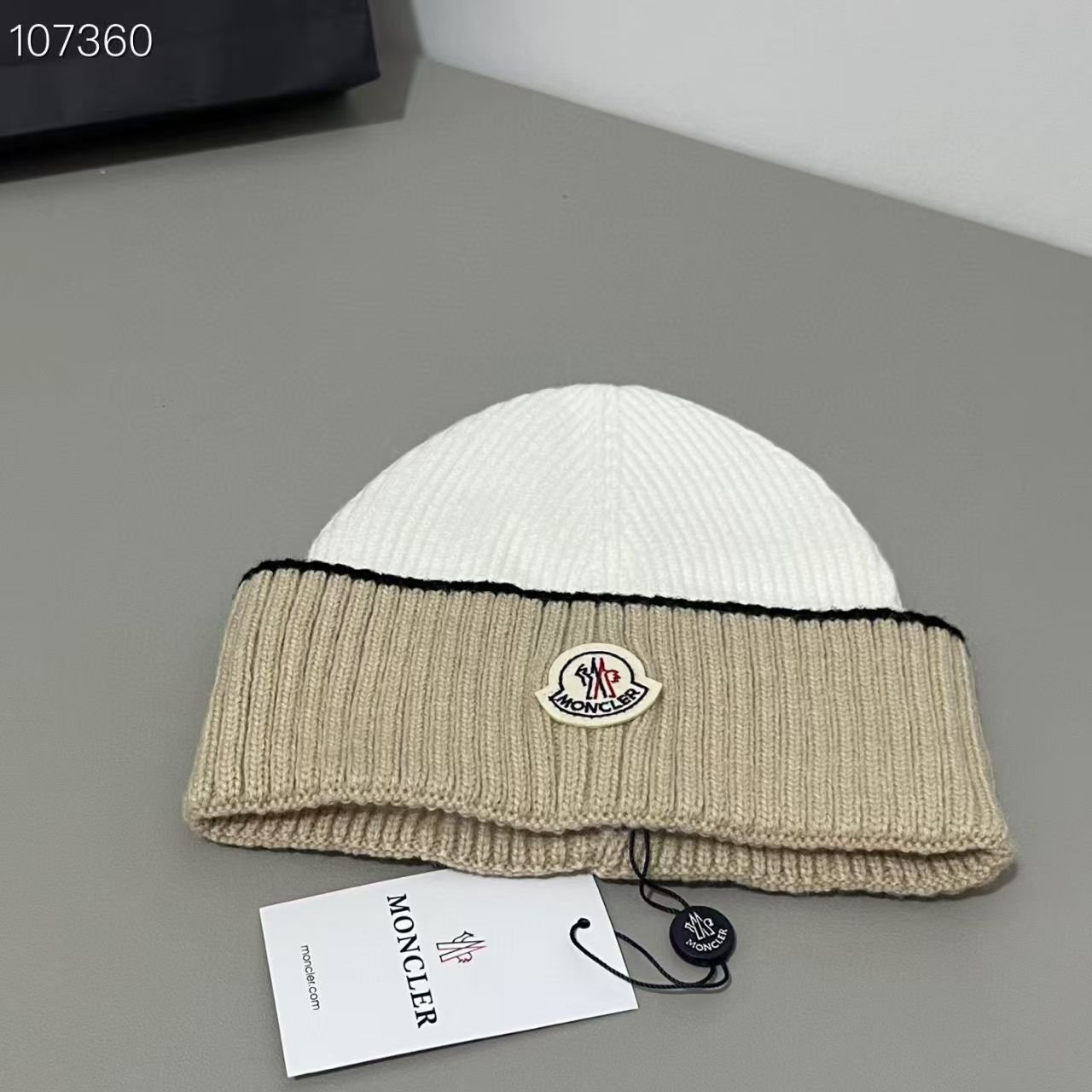 moncler hat