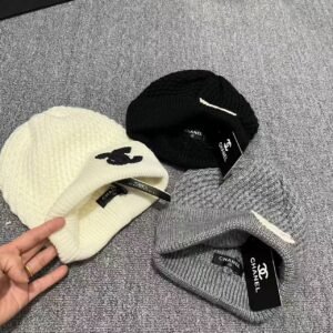 CHANEL cap