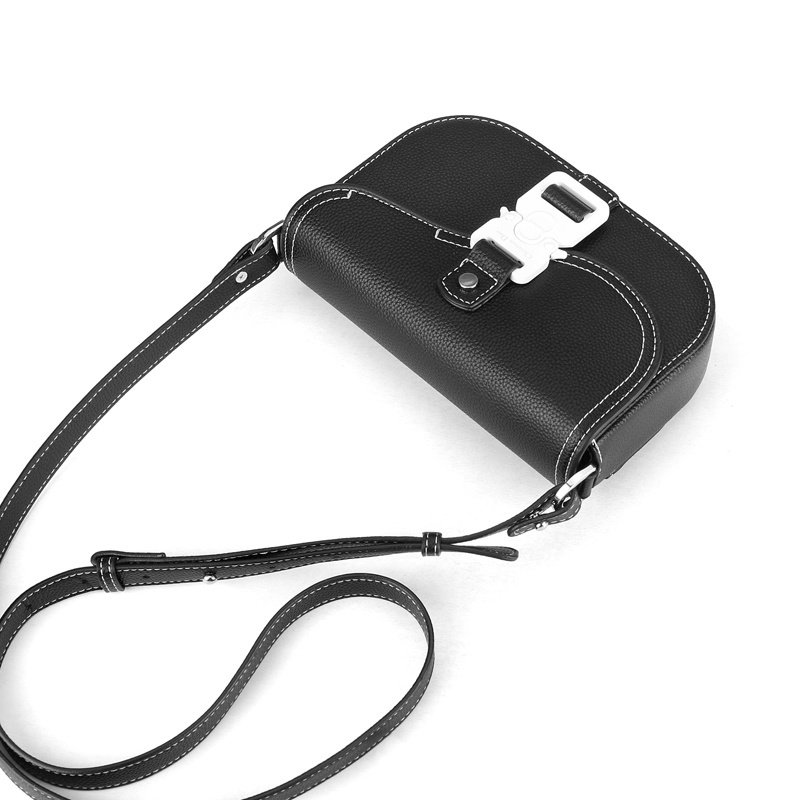 Dior Crossbody Pu bag - Image 7