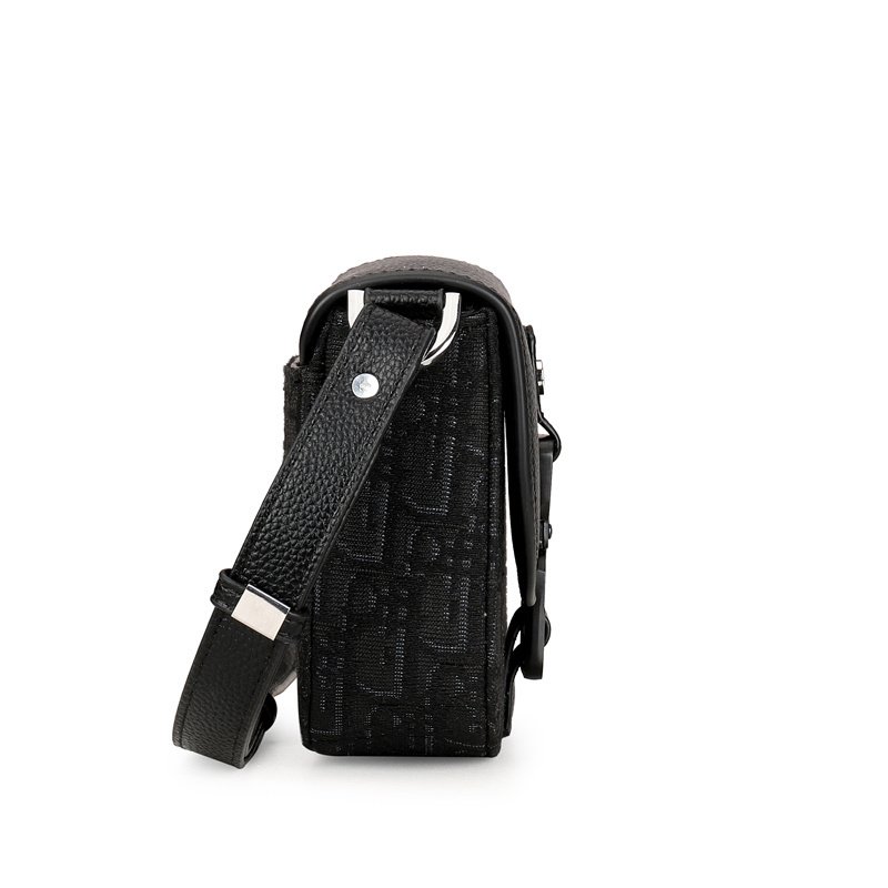 Dior Crossbody Pu bag - Image 4