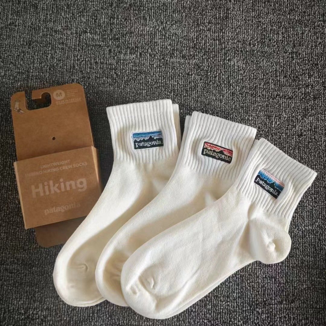 Patagonia sports socks - Image 2