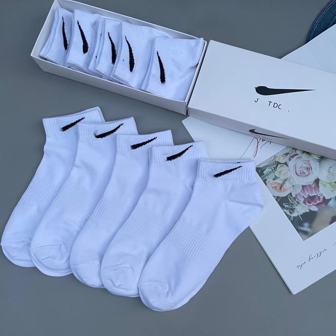Boxed Nike cotton socks - Image 2