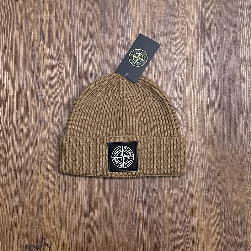 stone island knitted hat