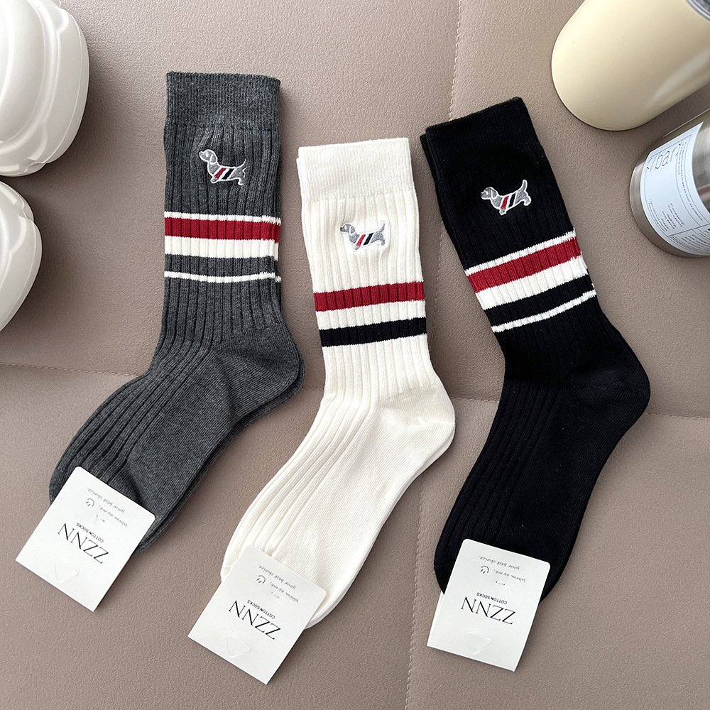 Chaussettes brodées