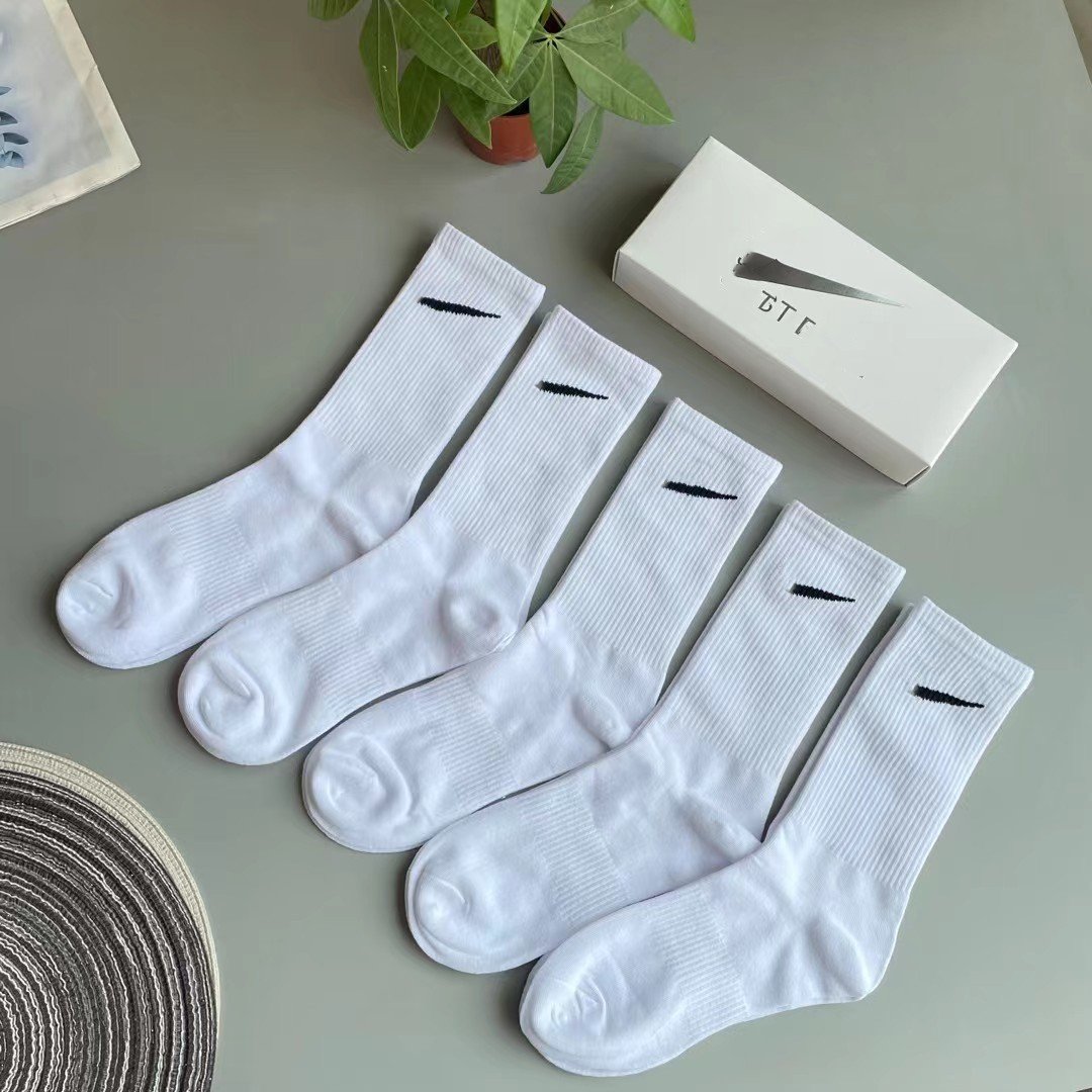 Boxed Nike cotton socks - Image 5
