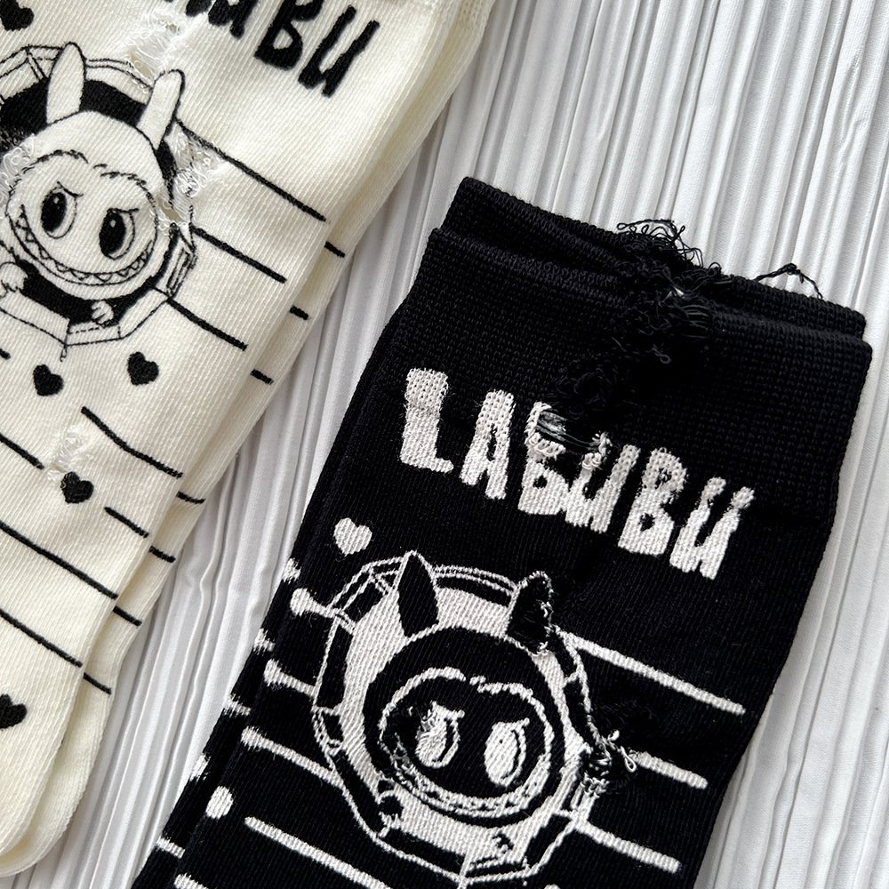 labubu perforated mid-calf cotton socks - Image 5