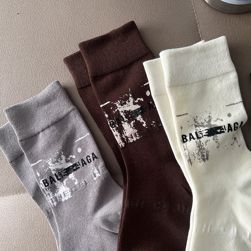 Light luxury letter inkjet graffiti men socks - Image 6