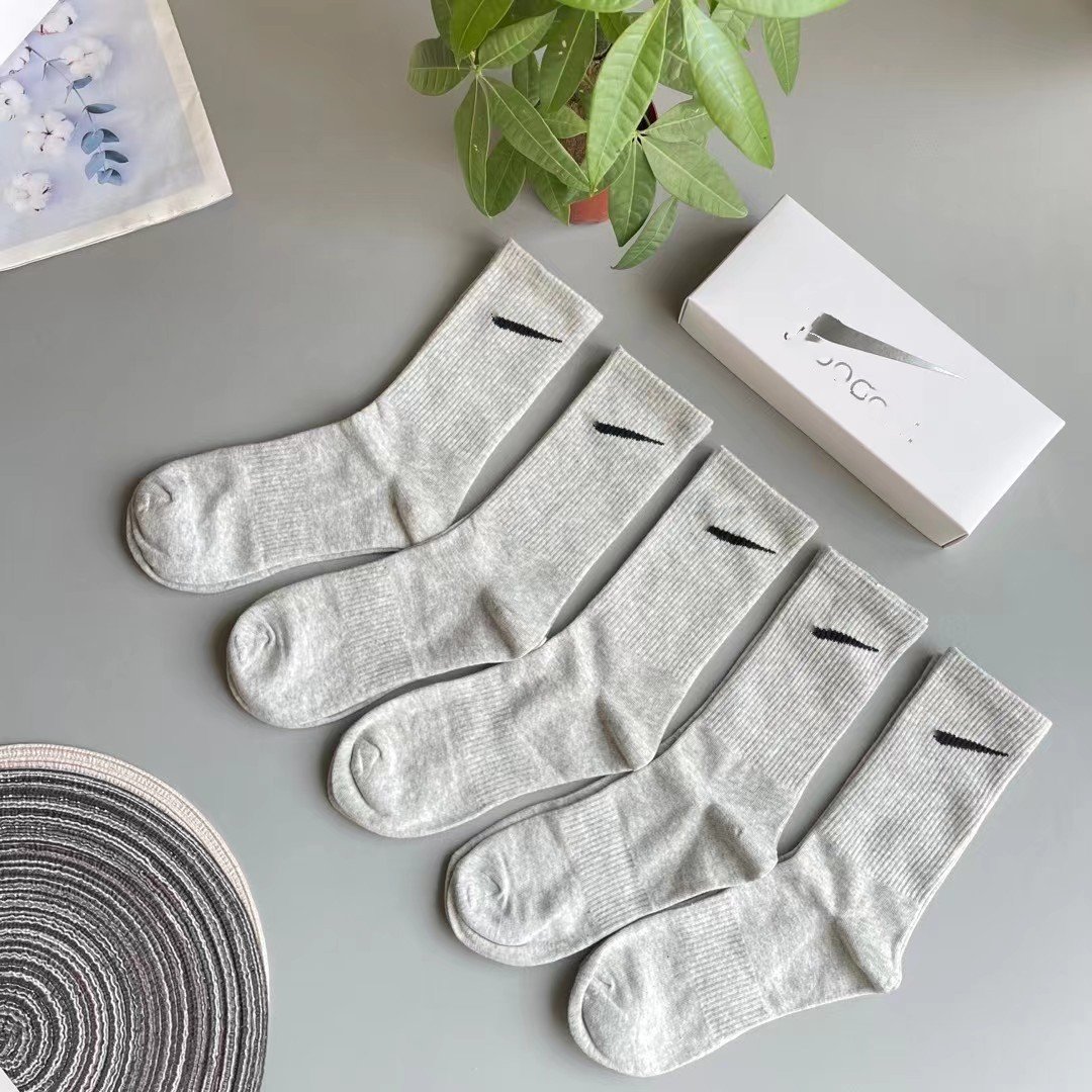 Boxed Nike cotton socks - Image 4