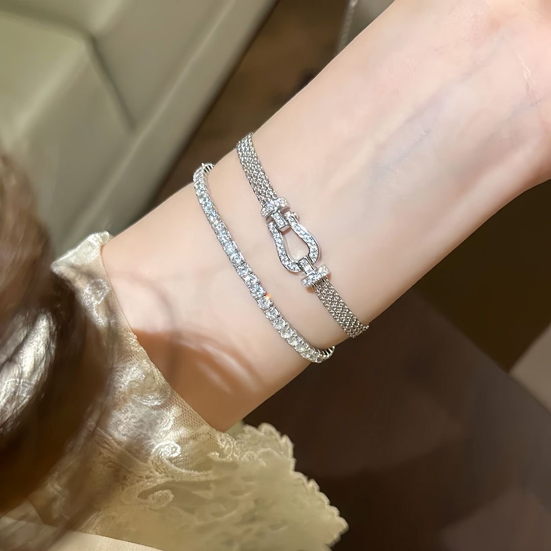 fashion bracelets & bangles