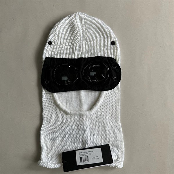 Pullover CP knitted cap