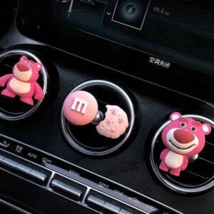 Strawberry bear air vent diffuses fragrance